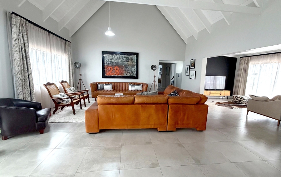 To Let 4 Bedroom Property for Rent in St Francis Links Eastern Cape